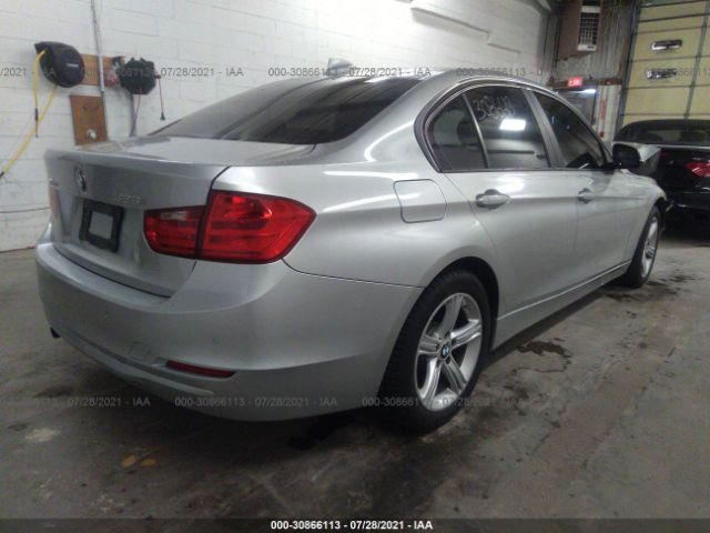 Photo 3 VIN: WBA3B5G58FNS15625 - BMW 3 