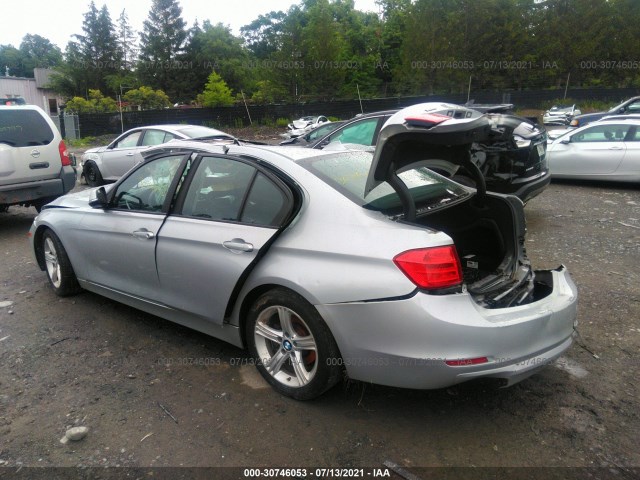 Photo 2 VIN: WBA3B5G59DNS03223 - BMW 3 