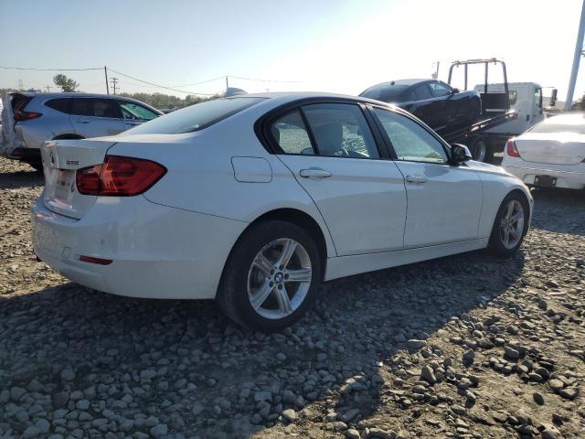 Photo 2 VIN: WBA3B5G59ENS08388 - BMW 3 SERIES 