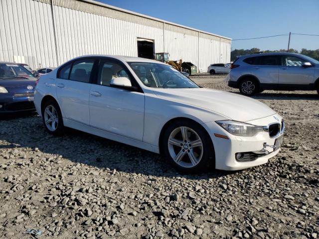 Photo 3 VIN: WBA3B5G59ENS08388 - BMW 3 SERIES 