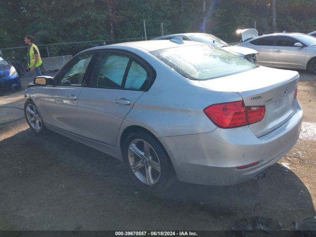 Photo 2 VIN: WBA3B5G59FNS13897 - BMW 328I 