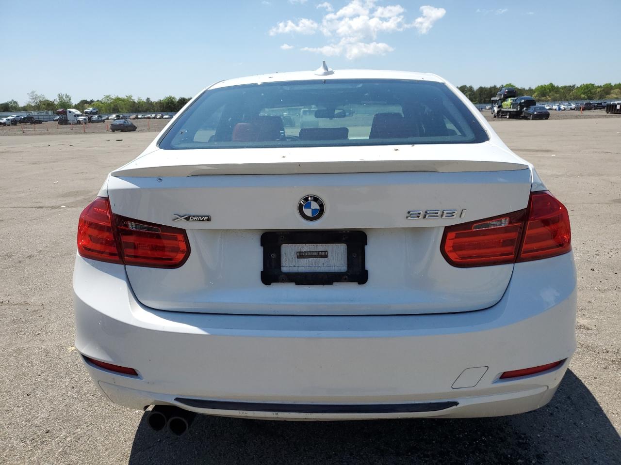 Photo 5 VIN: WBA3B5G59FNS18484 - BMW 3ER 