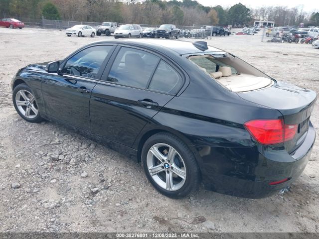 Photo 2 VIN: WBA3B5G5XFNS15383 - BMW 328I 