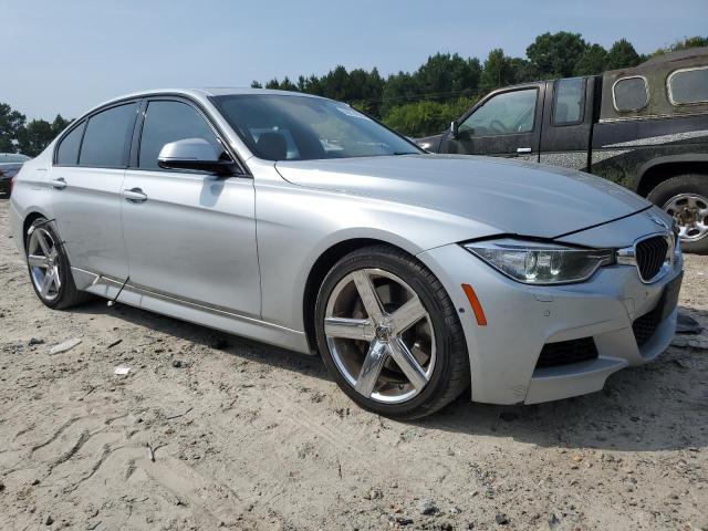 Photo 3 VIN: WBA3B9C53DF585742 - BMW 335 XI 