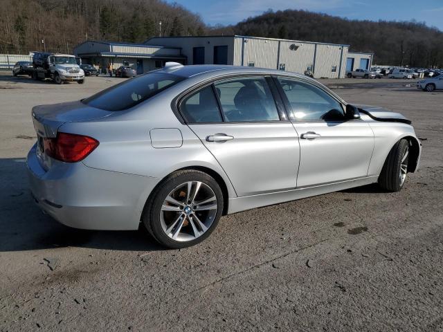 Photo 2 VIN: WBA3B9C56EF801388 - BMW 3 SERIES 