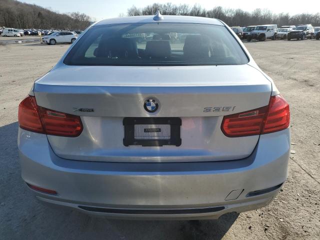 Photo 5 VIN: WBA3B9C56EF801388 - BMW 3 SERIES 