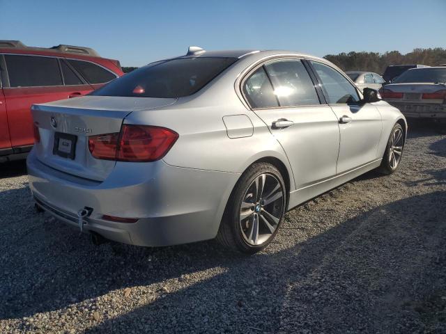 Photo 2 VIN: WBA3B9C5XEP458885 - BMW 335 XI 