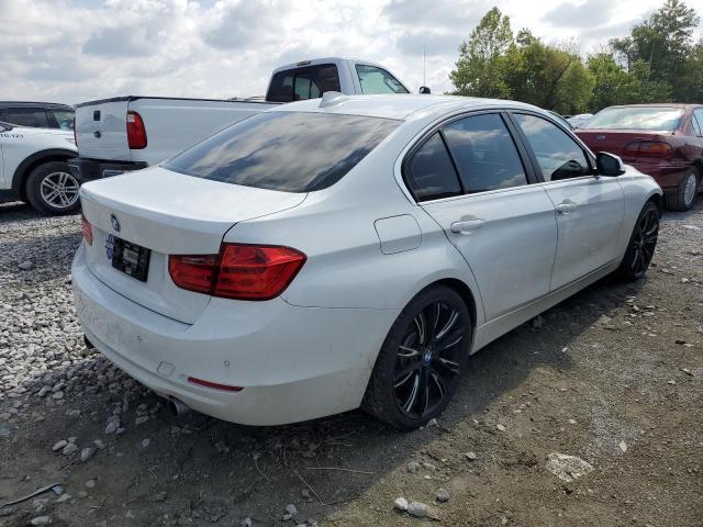 Photo 2 VIN: WBA3B9C5XFF589418 - BMW 335 XI 