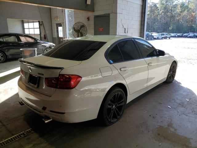 Photo 3 VIN: WBA3B9G58ENR90478 - BMW 3 SERIES 