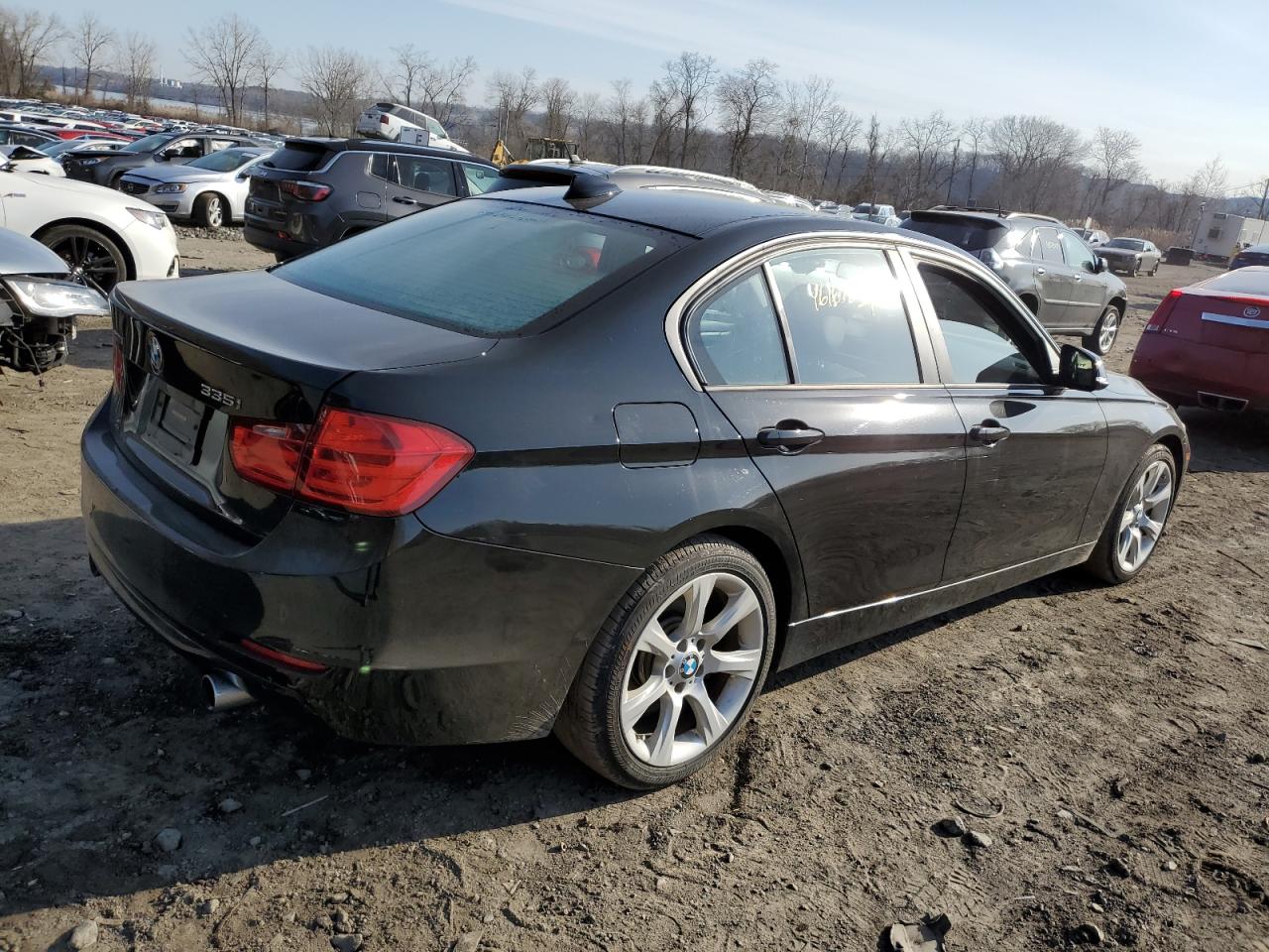 Photo 2 VIN: WBA3B9G58ENR91565 - BMW 3ER 