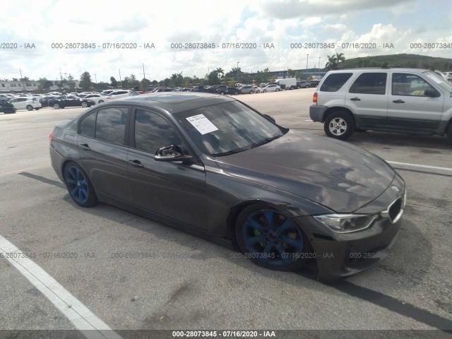 Photo 0 VIN: WBA3B9G5XENR90997 - BMW 3 