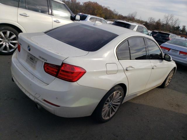 Photo 2 VIN: WBA3B9G5XFNR94159 - BMW 335 XI 