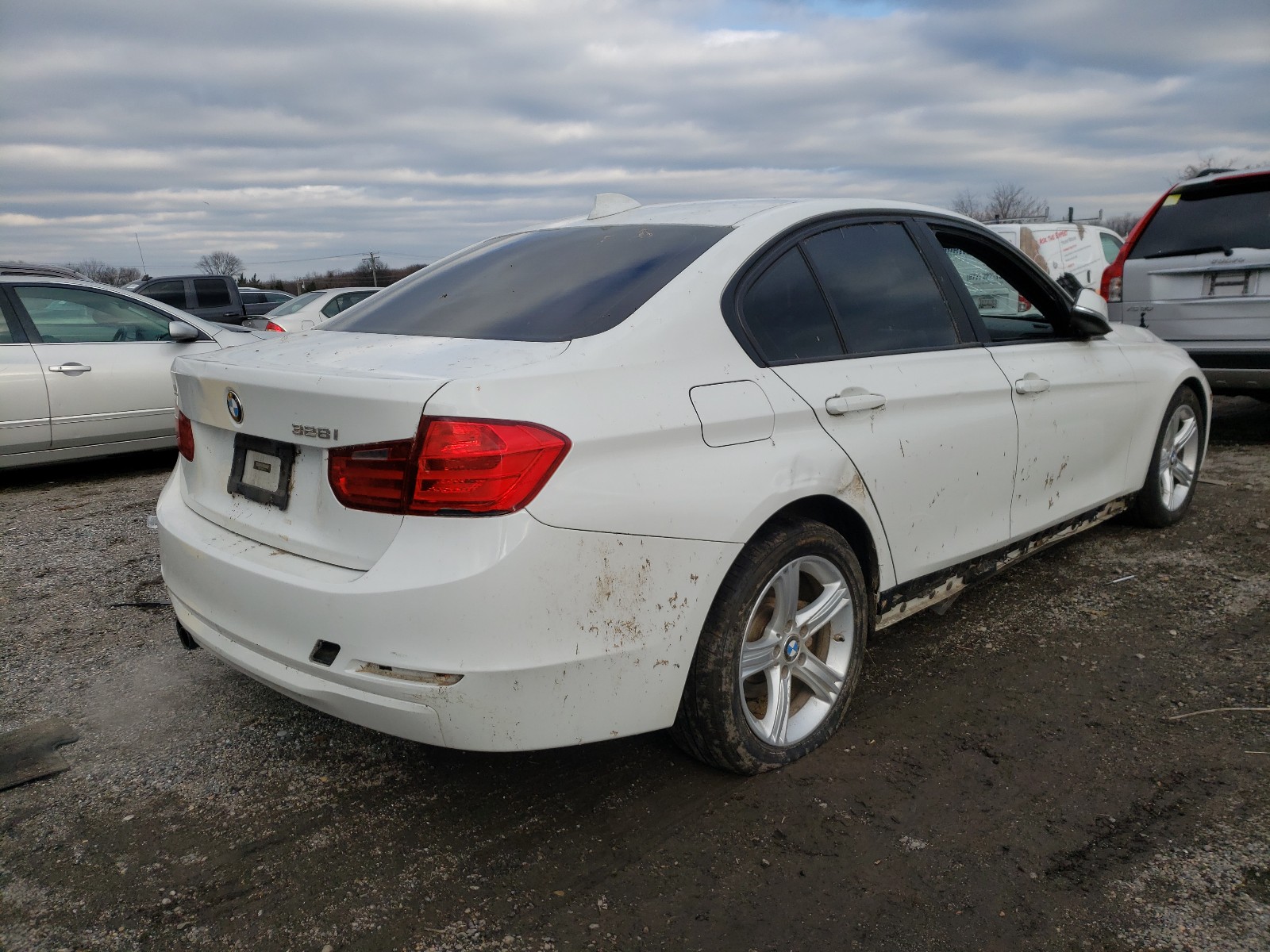 Photo 3 VIN: WBA3C1C50CF432149 - BMW 328 I SULE 