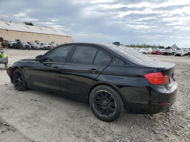 Photo 1 VIN: WBA3C1C50DF434677 - BMW 3 SERIES 