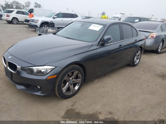 Photo 1 VIN: WBA3C1C50DF435652 - BMW 328I 