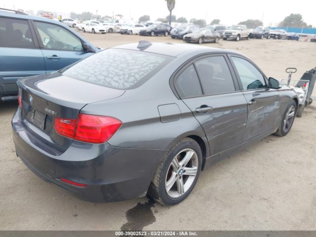 Photo 3 VIN: WBA3C1C50DF435652 - BMW 328I 