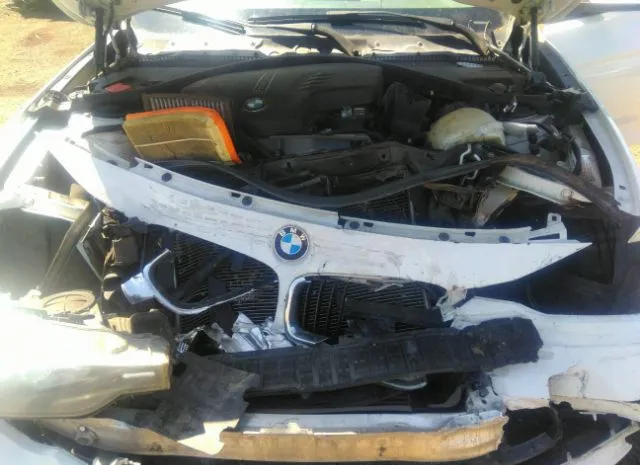 Photo 9 VIN: WBA3C1C50DF436915 - BMW 3 SERIES 