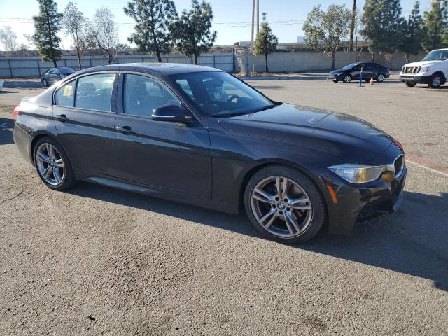 Photo 3 VIN: WBA3C1C50DF438423 - BMW 3 SERIES 