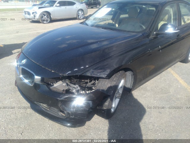 Photo 5 VIN: WBA3C1C50DF438938 - BMW 3 