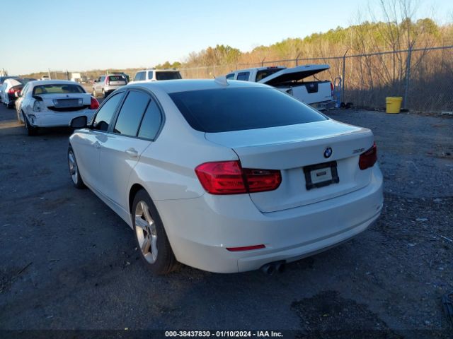 Photo 2 VIN: WBA3C1C50DF441967 - BMW 328I 