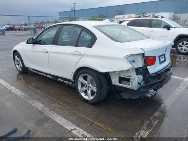 Photo 2 VIN: WBA3C1C50EK117149 - BMW 328I 