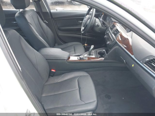 Photo 4 VIN: WBA3C1C50EK117149 - BMW 328I 