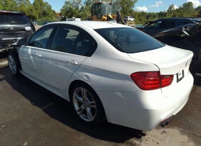 Photo 2 VIN: WBA3C1C50FK118593 - BMW 328I 