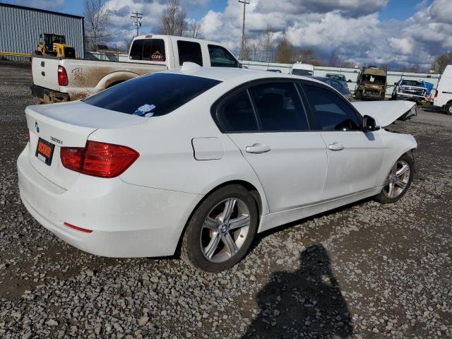 Photo 2 VIN: WBA3C1C50FK122966 - BMW 3 SERIES 