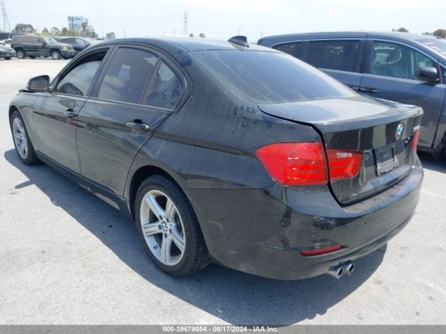 Photo 2 VIN: WBA3C1C50FK123437 - BMW 328I 