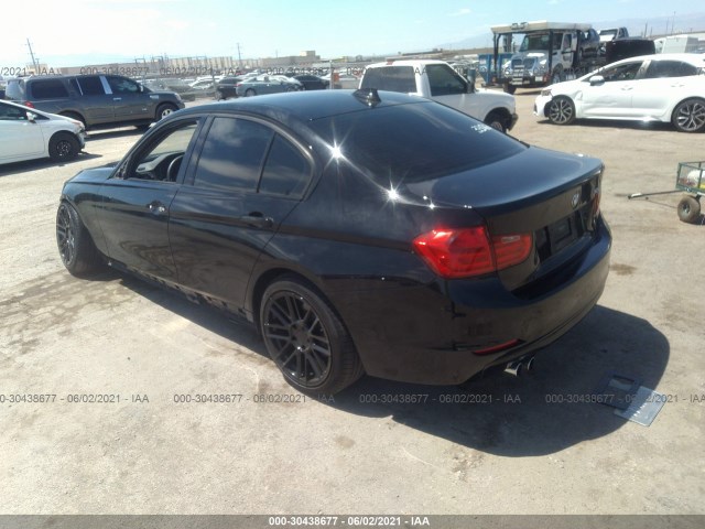 Photo 2 VIN: WBA3C1C50FP851777 - BMW 3 