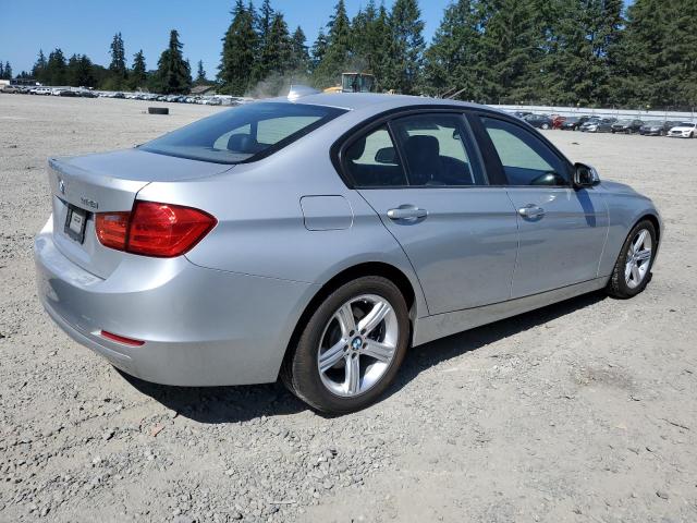 Photo 2 VIN: WBA3C1C50FP853383 - BMW 328 I SULE 