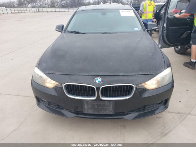 Photo 5 VIN: WBA3C1C51CF430703 - BMW 328I 