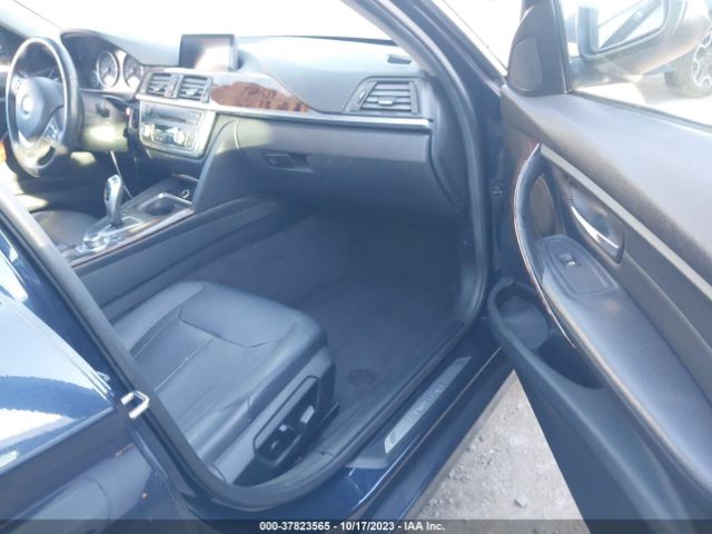 Photo 4 VIN: WBA3C1C51CF432015 - BMW 328I 