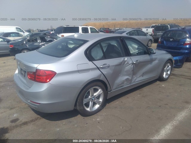 Photo 3 VIN: WBA3C1C51CF433195 - BMW 3 