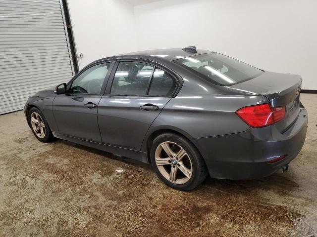 Photo 1 VIN: WBA3C1C51DF435532 - BMW 3 SERIES 