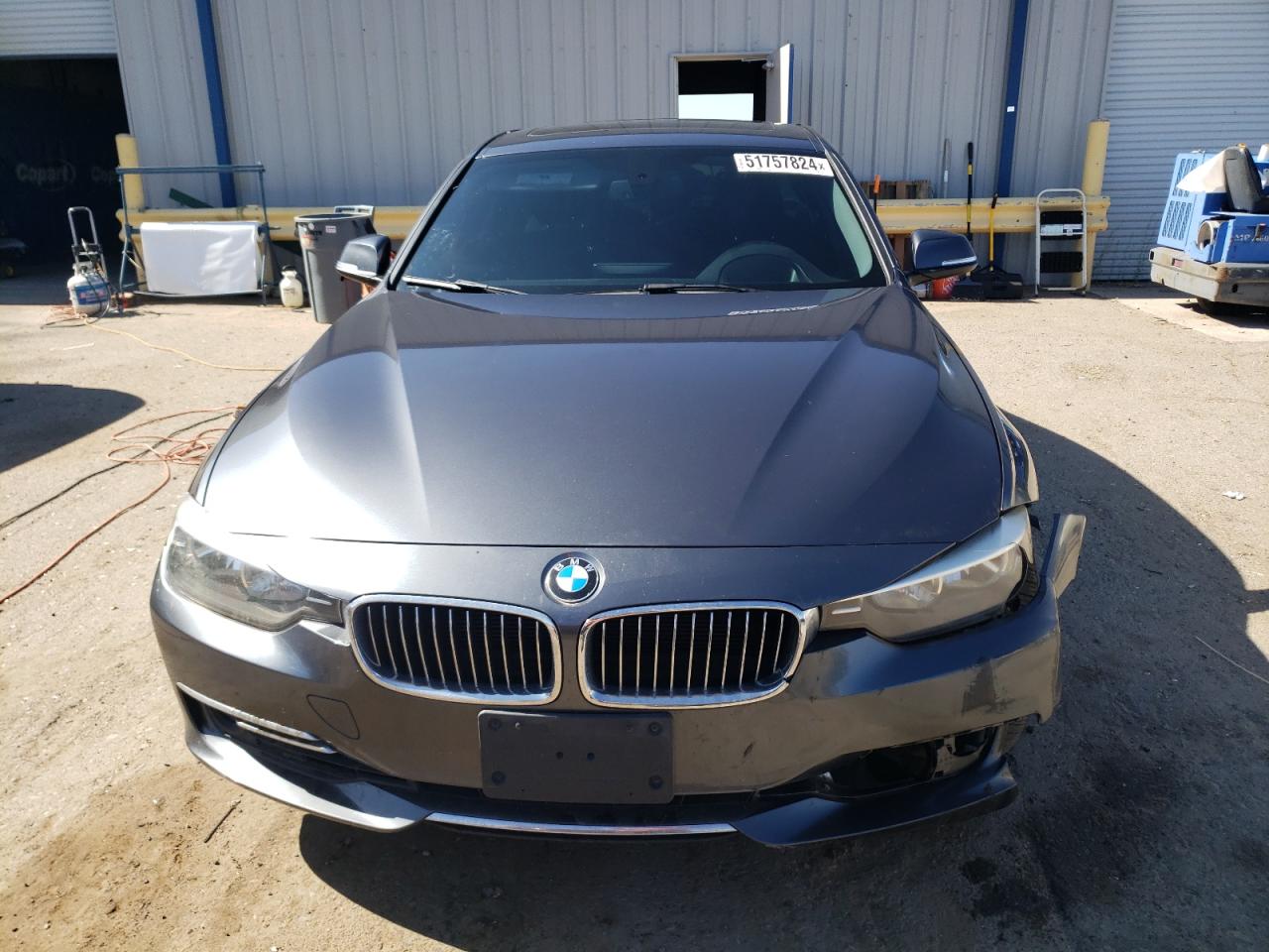 Photo 4 VIN: WBA3C1C51DF435692 - BMW 3ER 