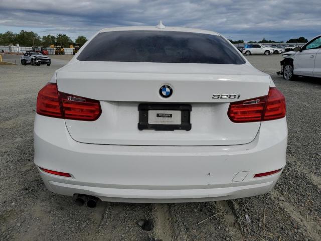 Photo 5 VIN: WBA3C1C51DF443520 - BMW 3 SERIES 