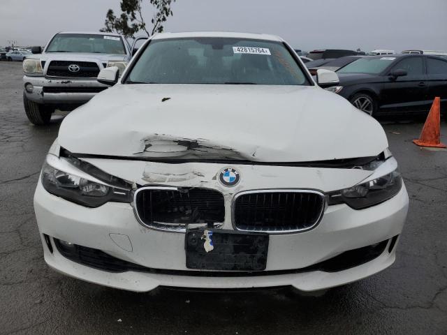 Photo 4 VIN: WBA3C1C51EK111697 - BMW 3 SERIES 