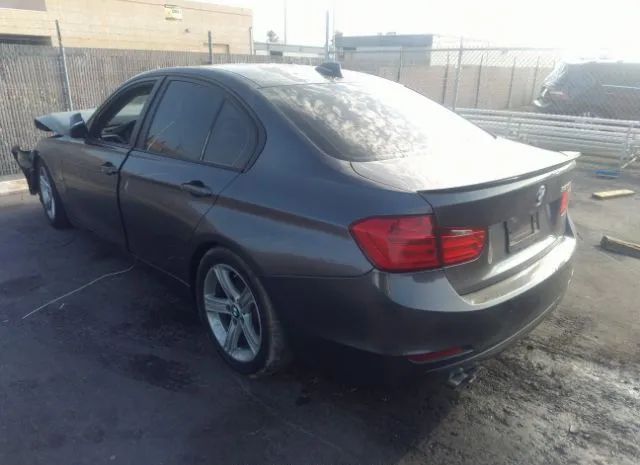 Photo 2 VIN: WBA3C1C51FP853912 - BMW 328I 