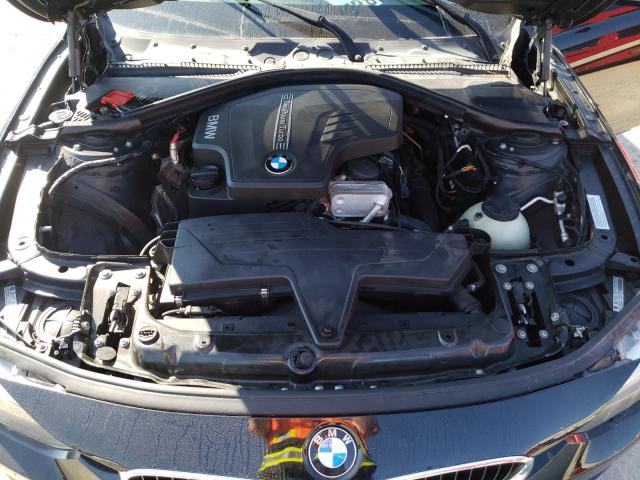 Photo 6 VIN: WBA3C1C52DF436432 - BMW 3 SERIES 