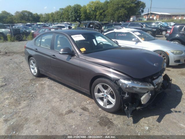 Photo 0 VIN: WBA3C1C52DK104465 - BMW 3 