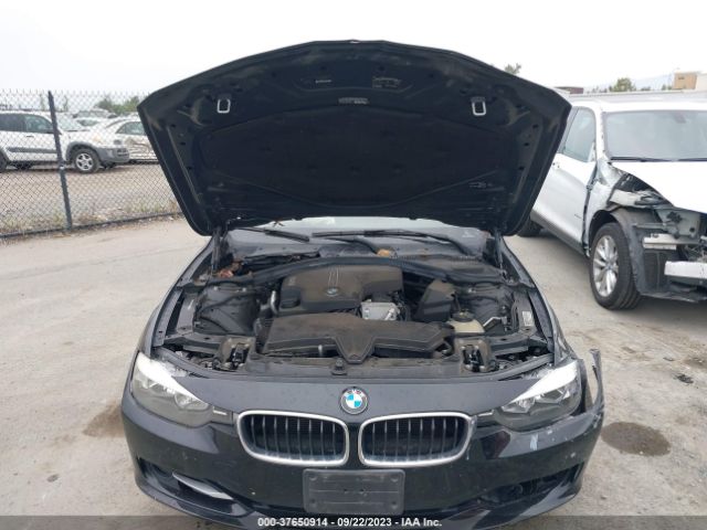 Photo 9 VIN: WBA3C1C52FP851604 - BMW 328I 