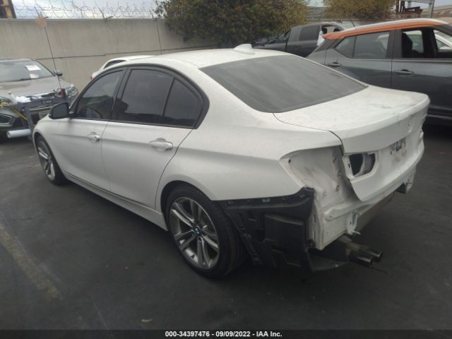 Photo 2 VIN: WBA3C1C53DF444992 - BMW 3 SERIES 