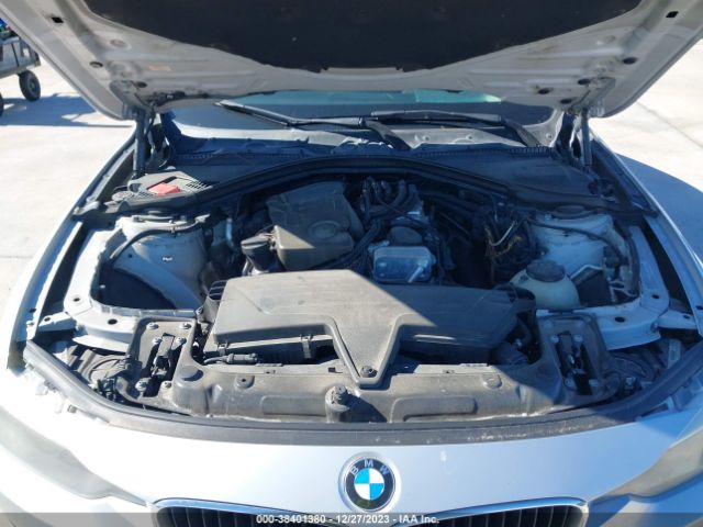 Photo 9 VIN: WBA3C1C53DK104989 - BMW 328I 