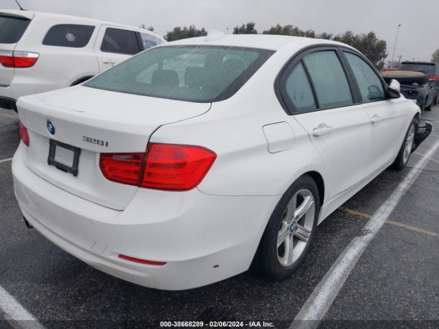 Photo 3 VIN: WBA3C1C53EK115198 - BMW 328I 