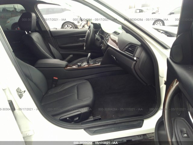 Photo 4 VIN: WBA3C1C53EK116867 - BMW 3 