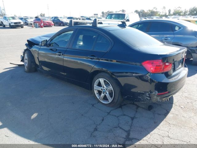 Photo 2 VIN: WBA3C1C53FP853751 - BMW 328I 