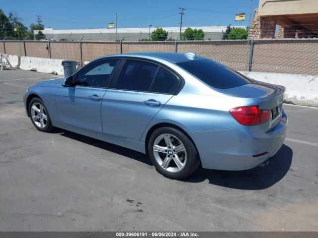 Photo 2 VIN: WBA3C1C53FP854057 - BMW 328I 