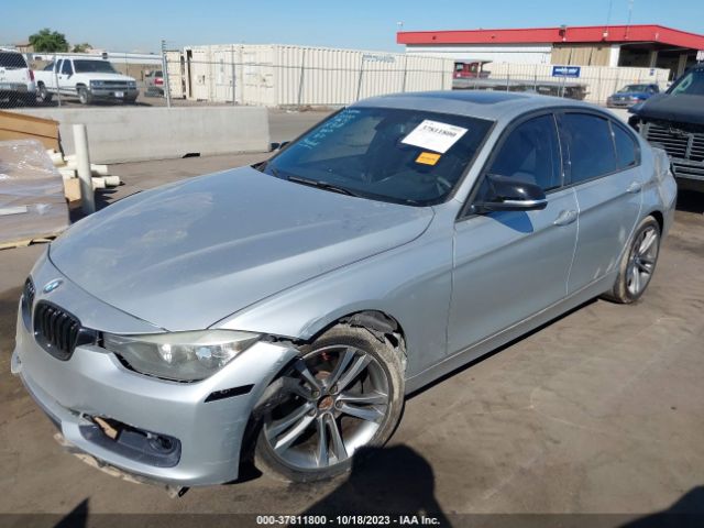 Photo 1 VIN: WBA3C1C54CF433207 - BMW 328I 