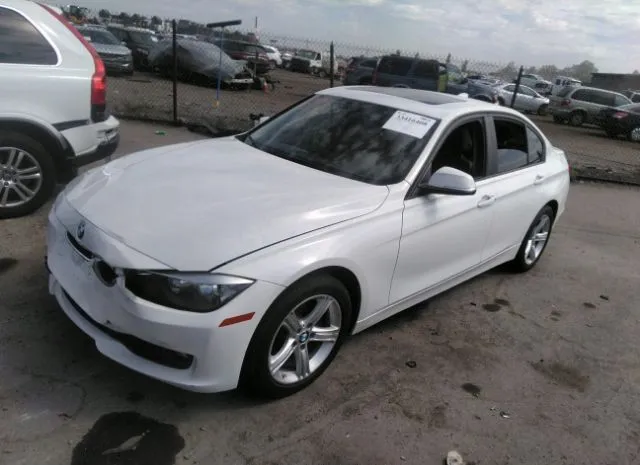 Photo 1 VIN: WBA3C1C54DF438750 - BMW 3 SERIES 